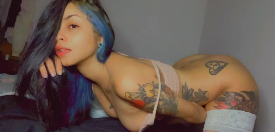 Thumbnail PunkGirls Unleashed: 'You Like This Position Baby' by TattooedHannaRay