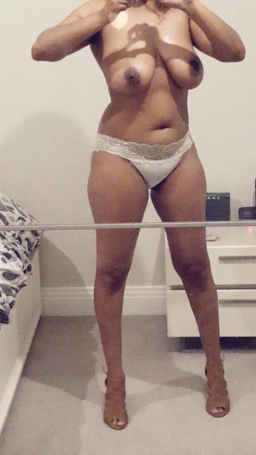 Thumbnail Perfectly Sized: Discovering the Appeal of Natural Boobs