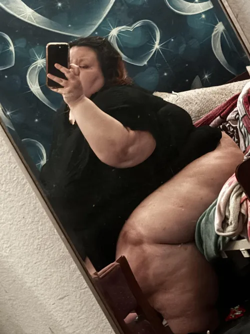 Thumbnail Engage with the Piggy Latina: Follow lovemehateme54 in the Stuffers Journey