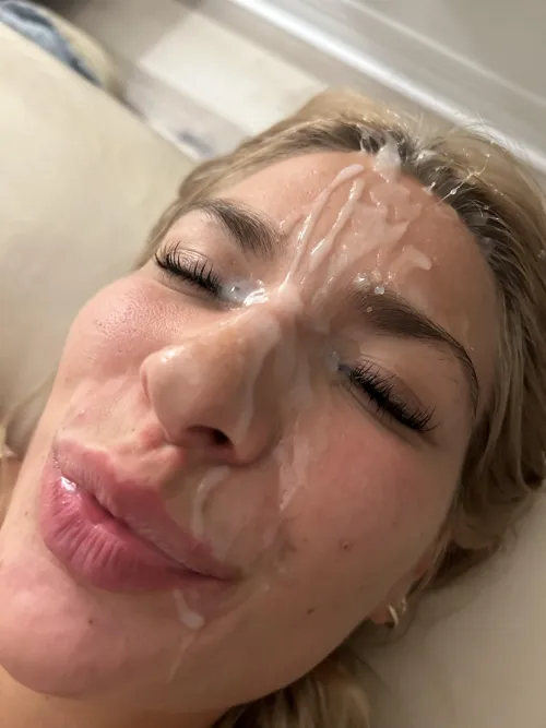 Thumbnail Questioning Beauty: Am I Still Pretty? | BlondeBunnyyyy | PrettyLittleCumsluts