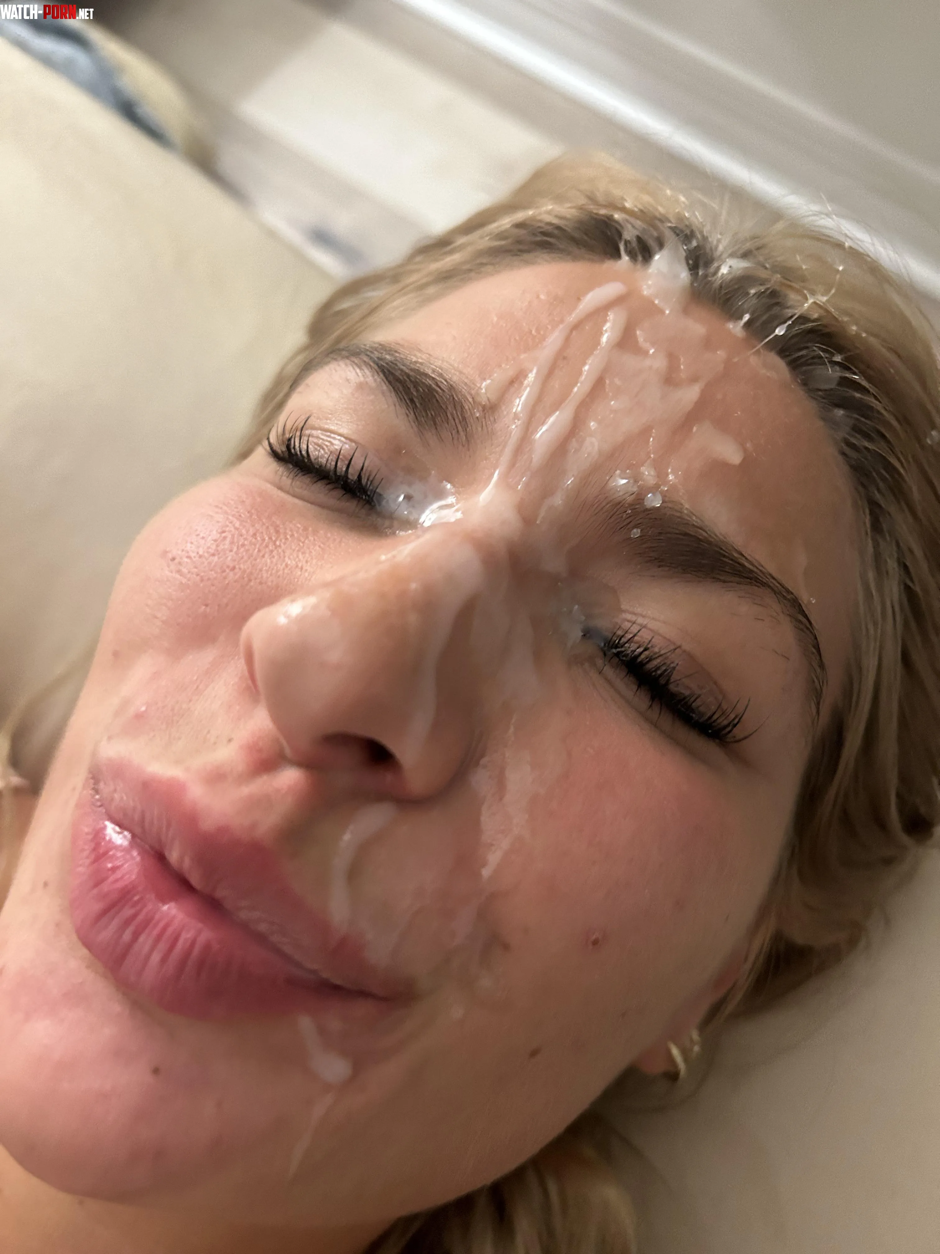 Am I still pretty  by BlondeBunnyyyy