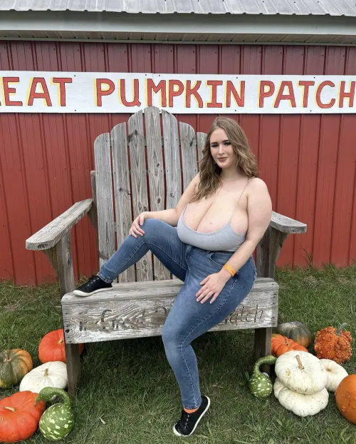 Thumbnail mrprofessional2424 Showcases the Pumpkin Patch Magic in YGWBT