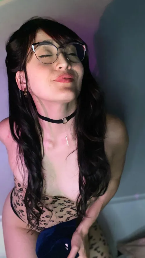 Thumbnail Bee_lublue's Wild Invitation awaits on OnlyFans
