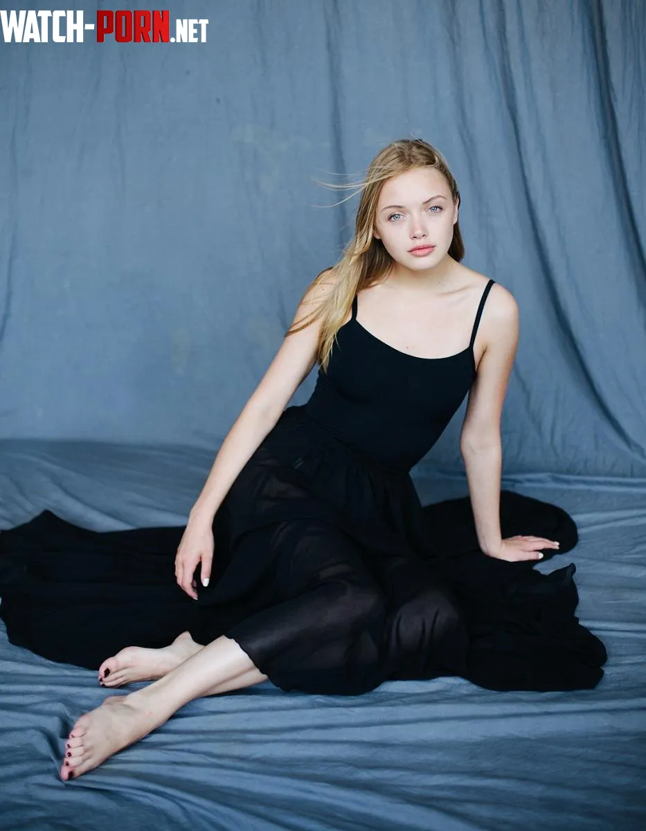 Alexandra Tulinova  by small44