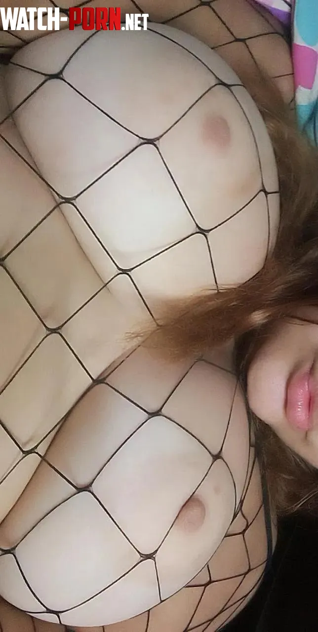 They look better when they bounce  Snp yulietyaguaran  by candy_hot0