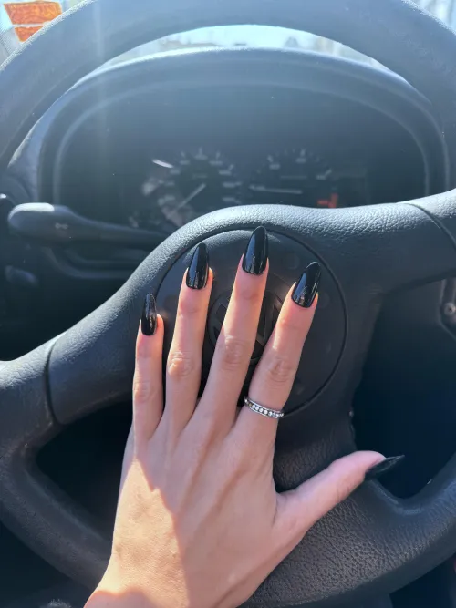 Thumbnail Featuring Black Nail Designs - Inspiration from kkhalor