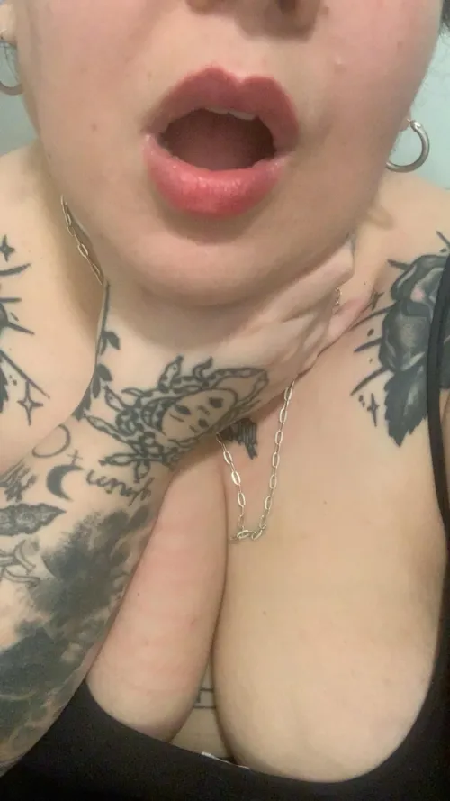 Thumbnail piscisbabe's Bold Request: Let's Unleash Passion
