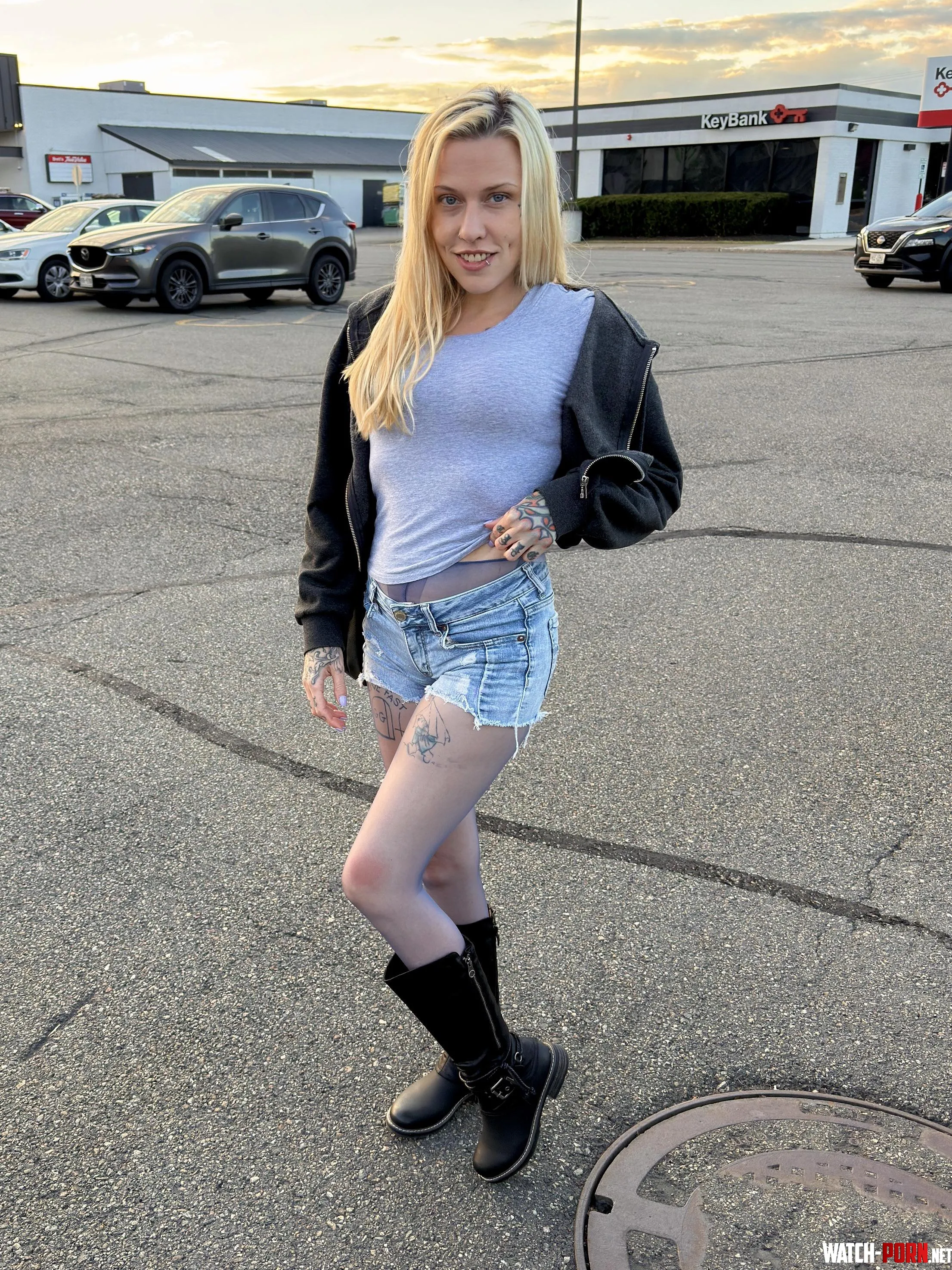 Some waistband flashing  by britneyblade