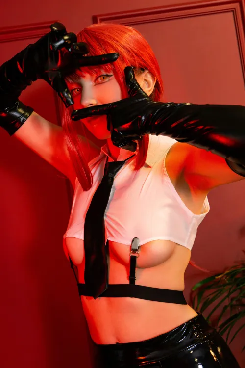 Thumbnail Makima Cosplay by MurrningGlow