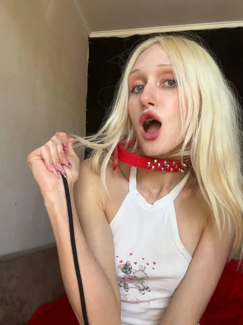 Thumbnail Face Sensation: SweetpetiteChik's Spray Fantasy Revealed