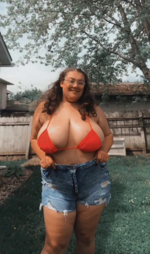 Thumbnail thatonegirl_mkh Ready for Fun: A BBW's Excitement