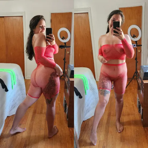 Thumbnail Life's Dilemma: Choosing Your View with whoisMrsB's LatinaMilfs