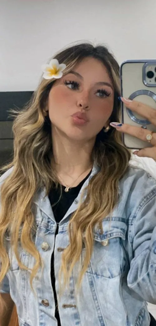 Thumbnail Perfect Fit for the Community: Prettyisabellaxoxo | SexyButNotPorn