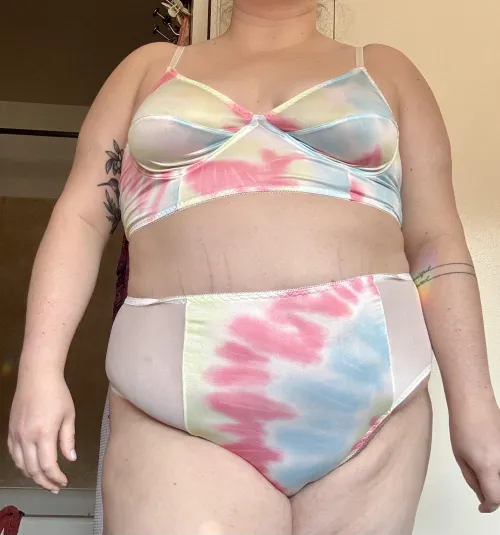 Thumbnail Infinite_Bag5235's Cute Outfit: BBW's Fashion Delight