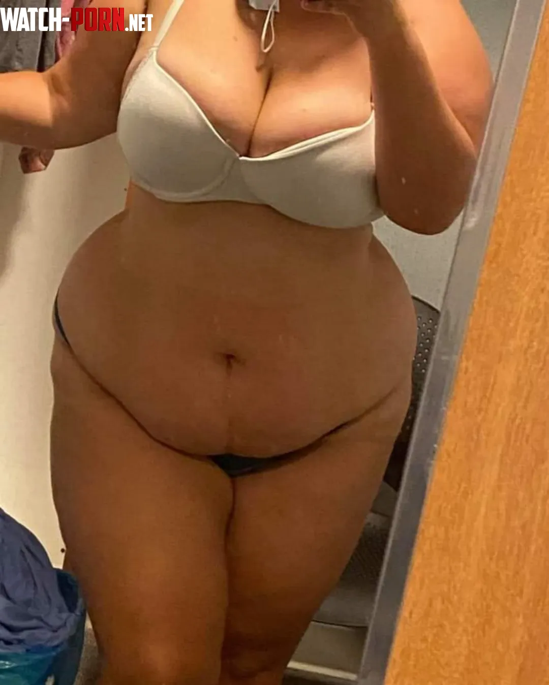 What would you do if you caught me taking sexy pics at work by abigailgray256