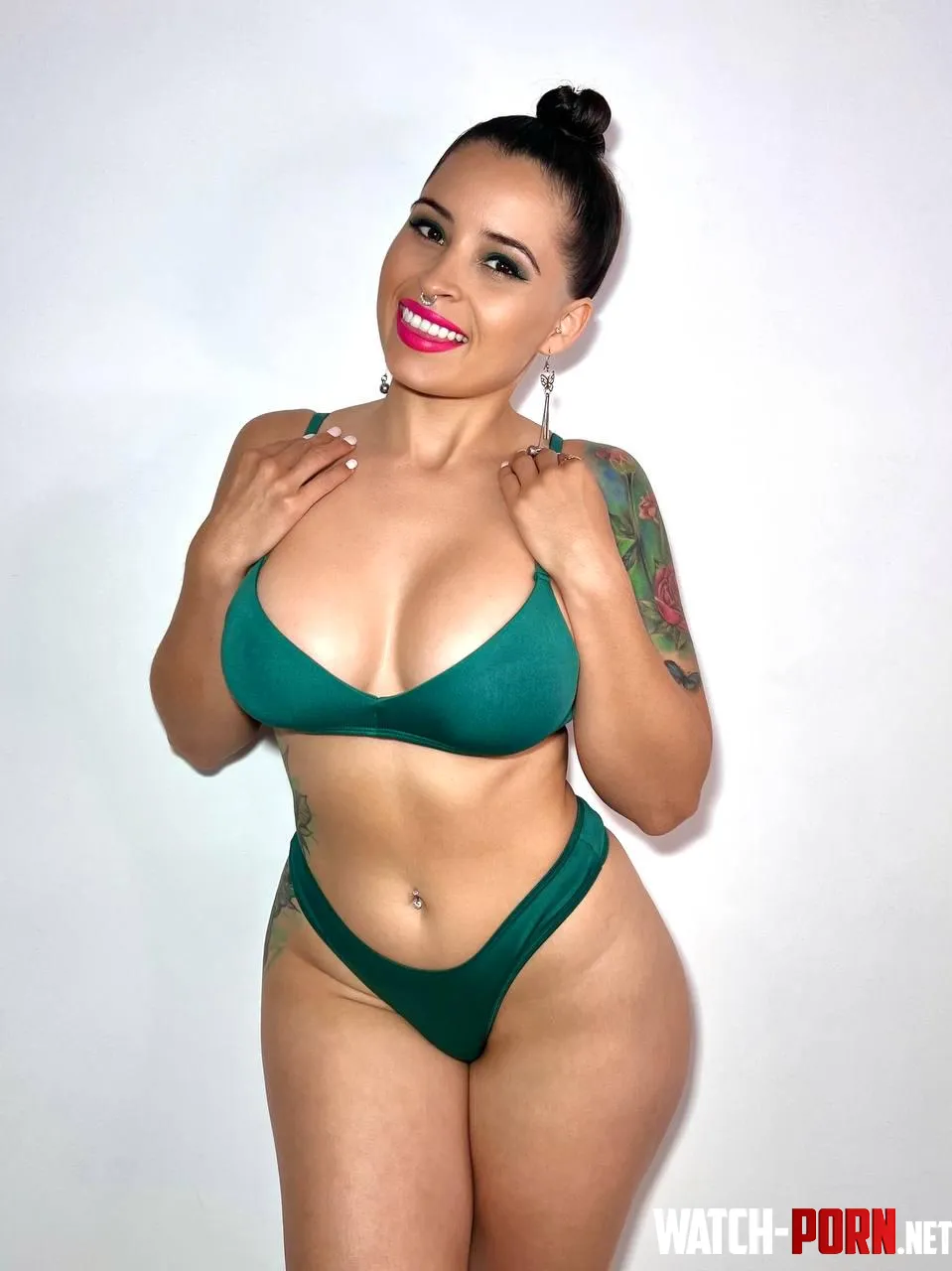 Posting photos in underwear on Reddit makes me horny  by Nyxx2creamy-