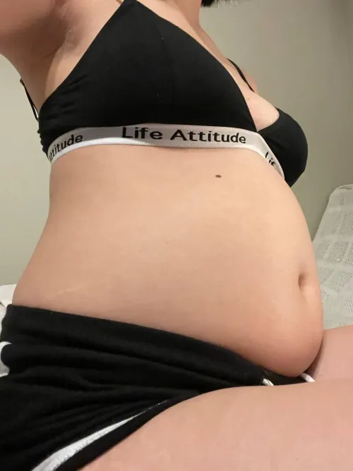 Thumbnail Ballooned Stomach Tales after Fried Rice Feast | asianbellygirl