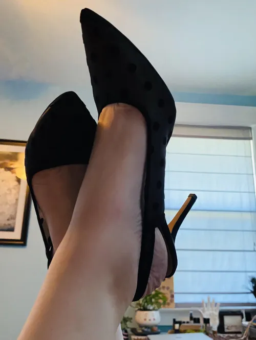 Thumbnail Sling Back Heels to Tease by hammerheels in WifeWantstoPlay Category