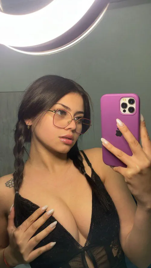 Thumbnail i want an older man to eat my pussy with no hesitation by HypnoticAms