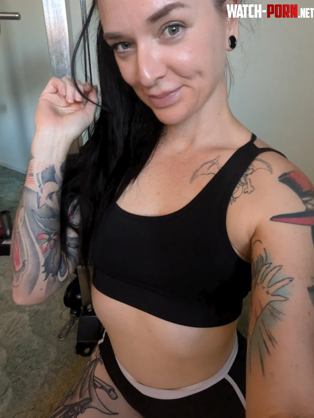Glistening after a good workout 35f by MissRiahxo