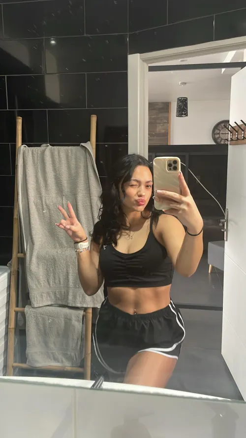 Thumbnail Older Men are My Fantasy - tinycherry25 Barely Legal Teens