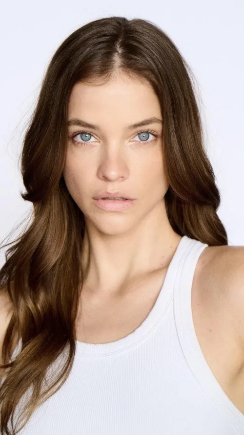 Thumbnail Barbara Palvin: The Journey of a Prominent Model