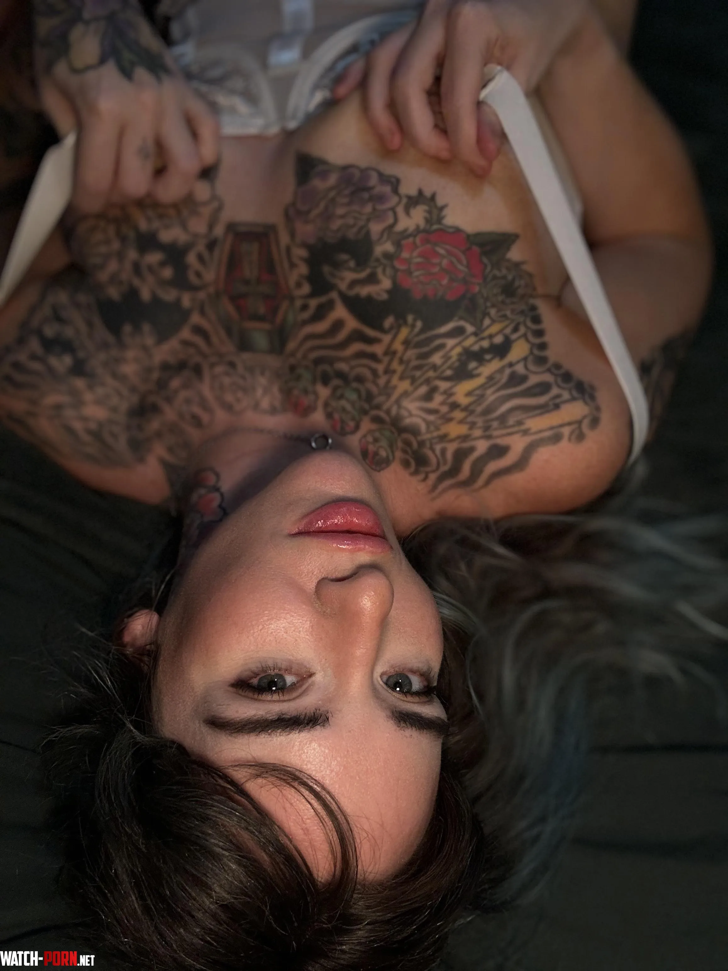 Ill only move my hands if you beg to see more  by LilRaeXO