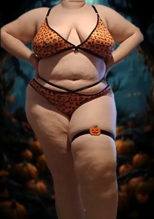 Thumbnail Halloween Excitement: Discover Fun with Babydollxxx20 in the BBW Community
