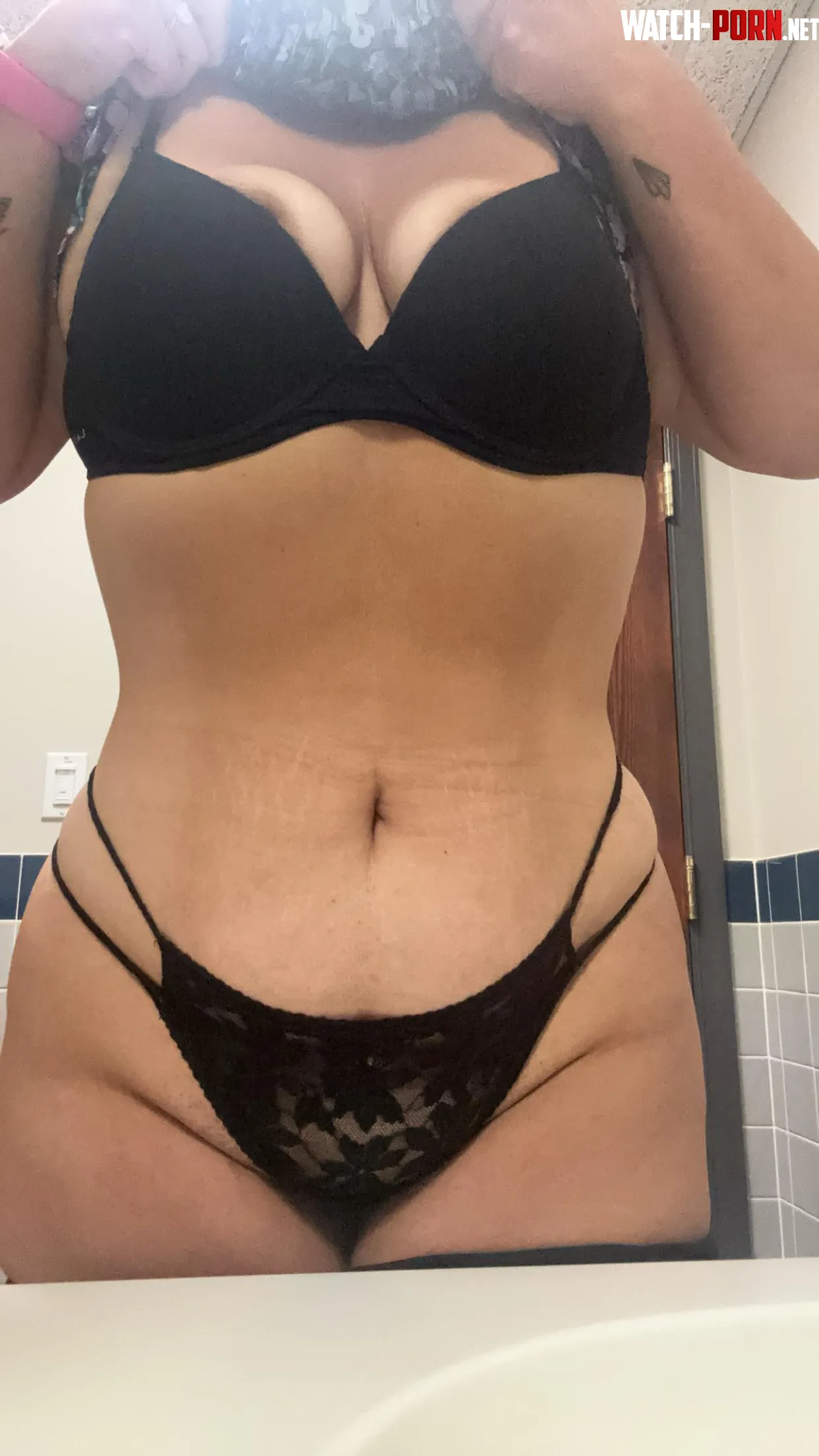 snuck away at work to take this for you by sodisismylifenow