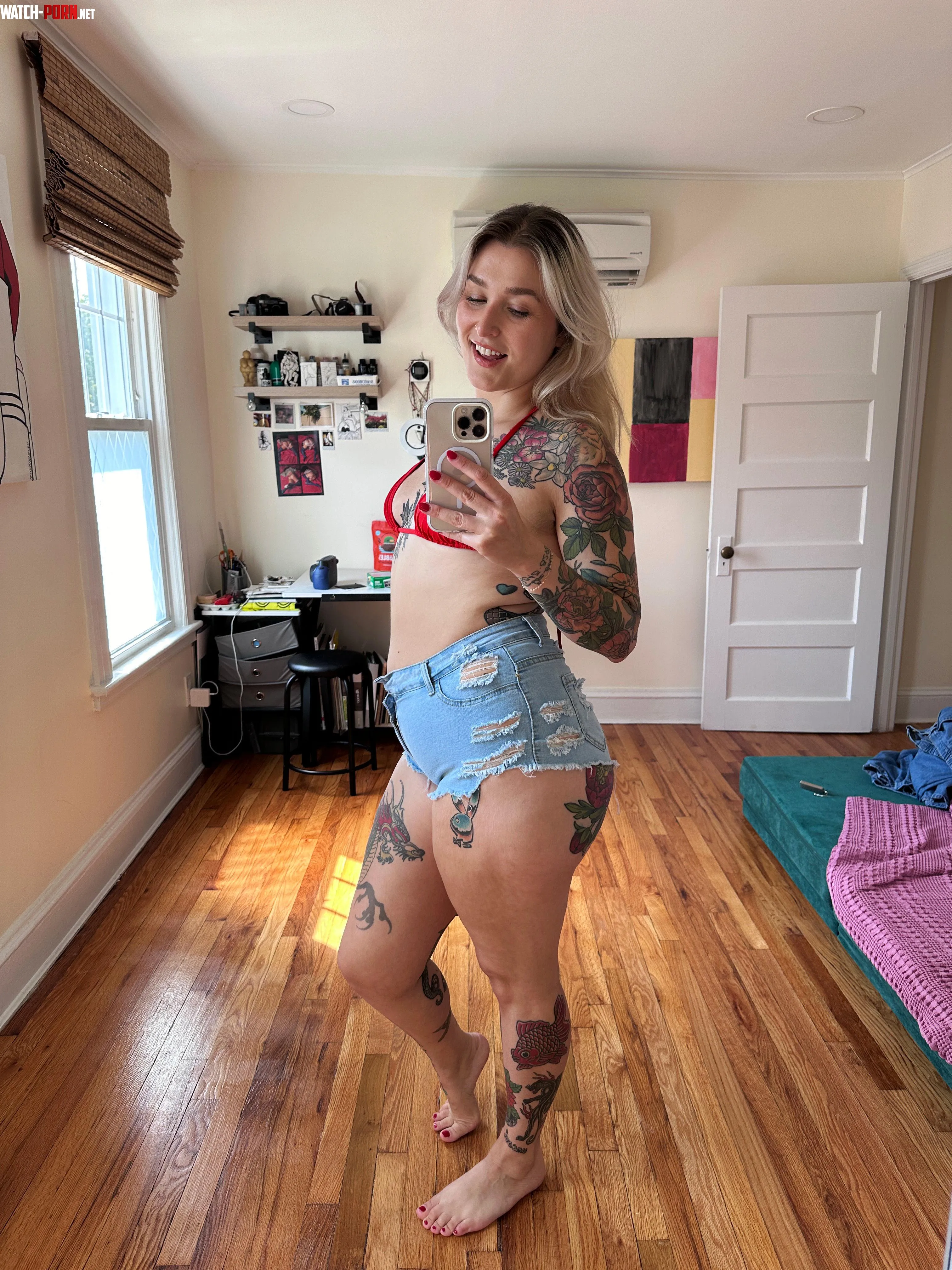 I think my butt might be getting too big for these shorts by thedolphingirl