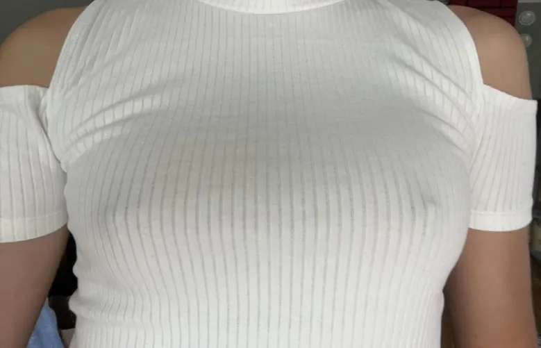Thumbnail Who Likes Small Boobs? Secrets Revealed by xXHotAltCoupleXx