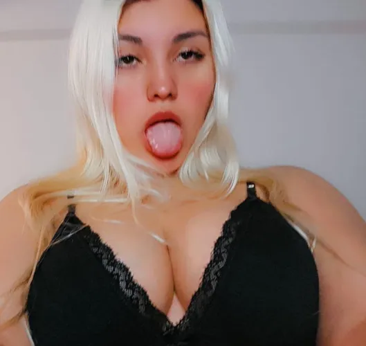 Thumbnail MountainColdd: Two Sluttys Offering Vcalls & More - Snapchat: snapbabysnappy32
