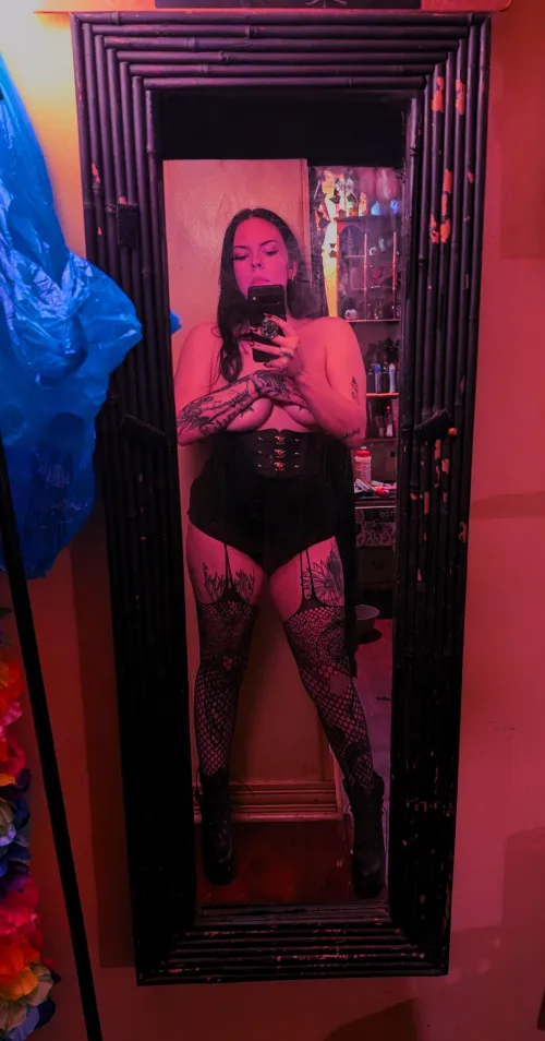 Thumbnail Embracing Sensuality: Feeling Sexy and Confident by DumbBitch4Lyfe | dykesgonewild