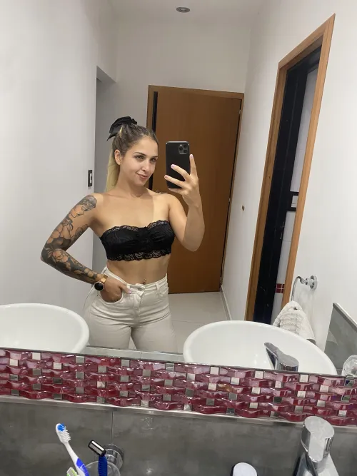 Thumbnail Little Clothes Fun: Fluid-Activity-6917's Croptopgirls Adventure