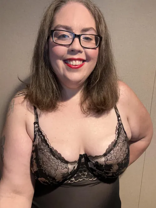 Thumbnail Peek into My Day: JustJenny2393's Lively BBW Adventure