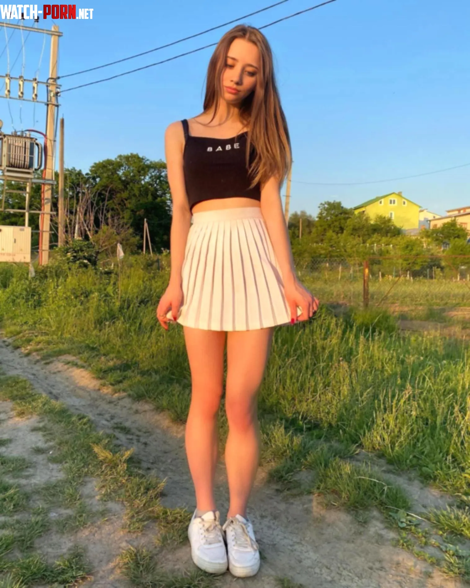 Do I look sexy in crop tops by Layna_Raindrop