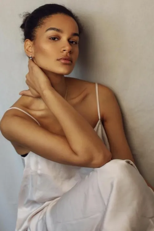 Thumbnail Lindi Magwaca: A Rising Star in the Modeling Industry