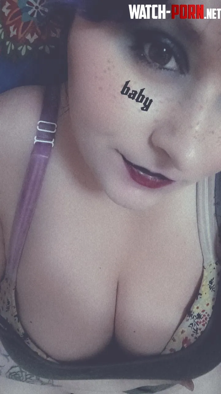 Selling on snap daddy  GhostGirl0624  by LivingDeadGirl62402