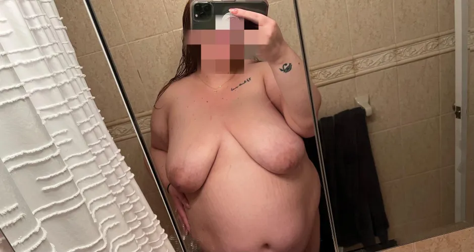Thumbnail Steamy Shower Stories with ar-iella in BBW_Chubby