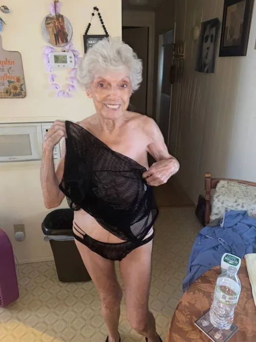 Thumbnail lucy-cutest Shames and Questions 85-Year-Old Undressing