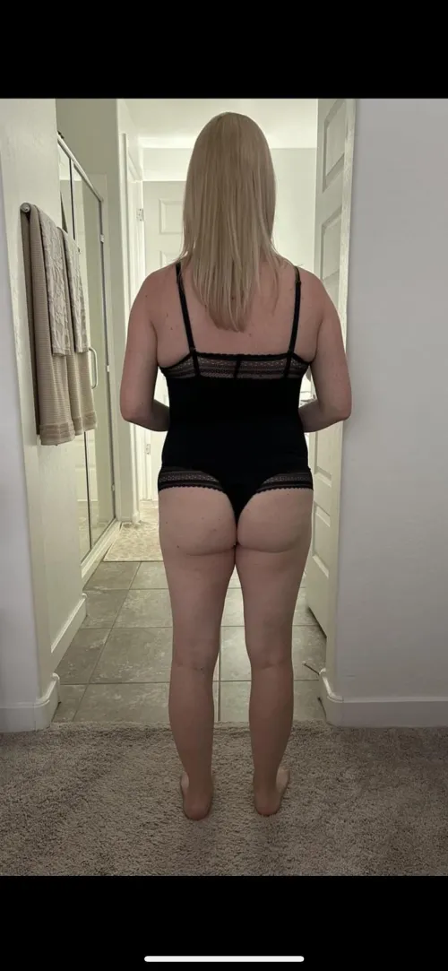 Thumbnail Do You Like Her From Behind? Exploring Different Perspectives
