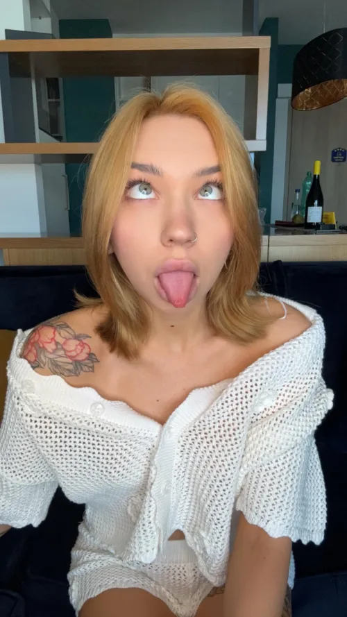 Thumbnail Best Ahegao: Dive into SilverMoonLi's Creations