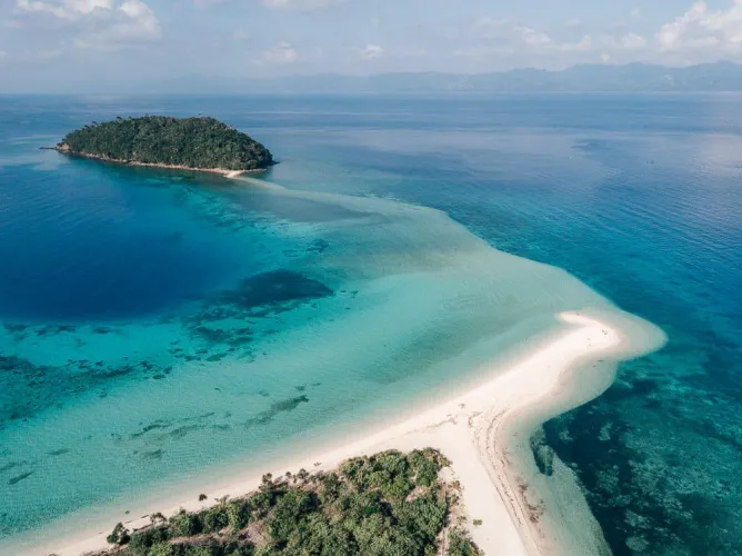Thumbnail Romblon Philippines Beach: Nature's Stunning Beauty