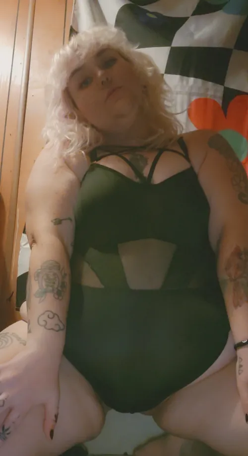 Thumbnail Blue_bunnie98: Worship Exchange Offered - BBW Connection