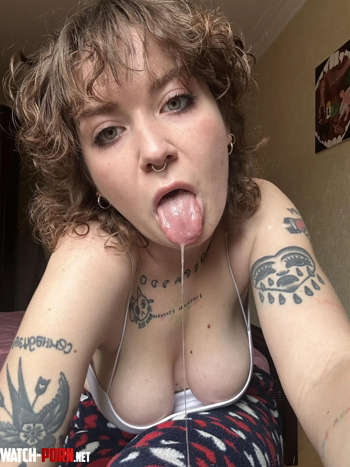 Make me your bitch by feetyourlick