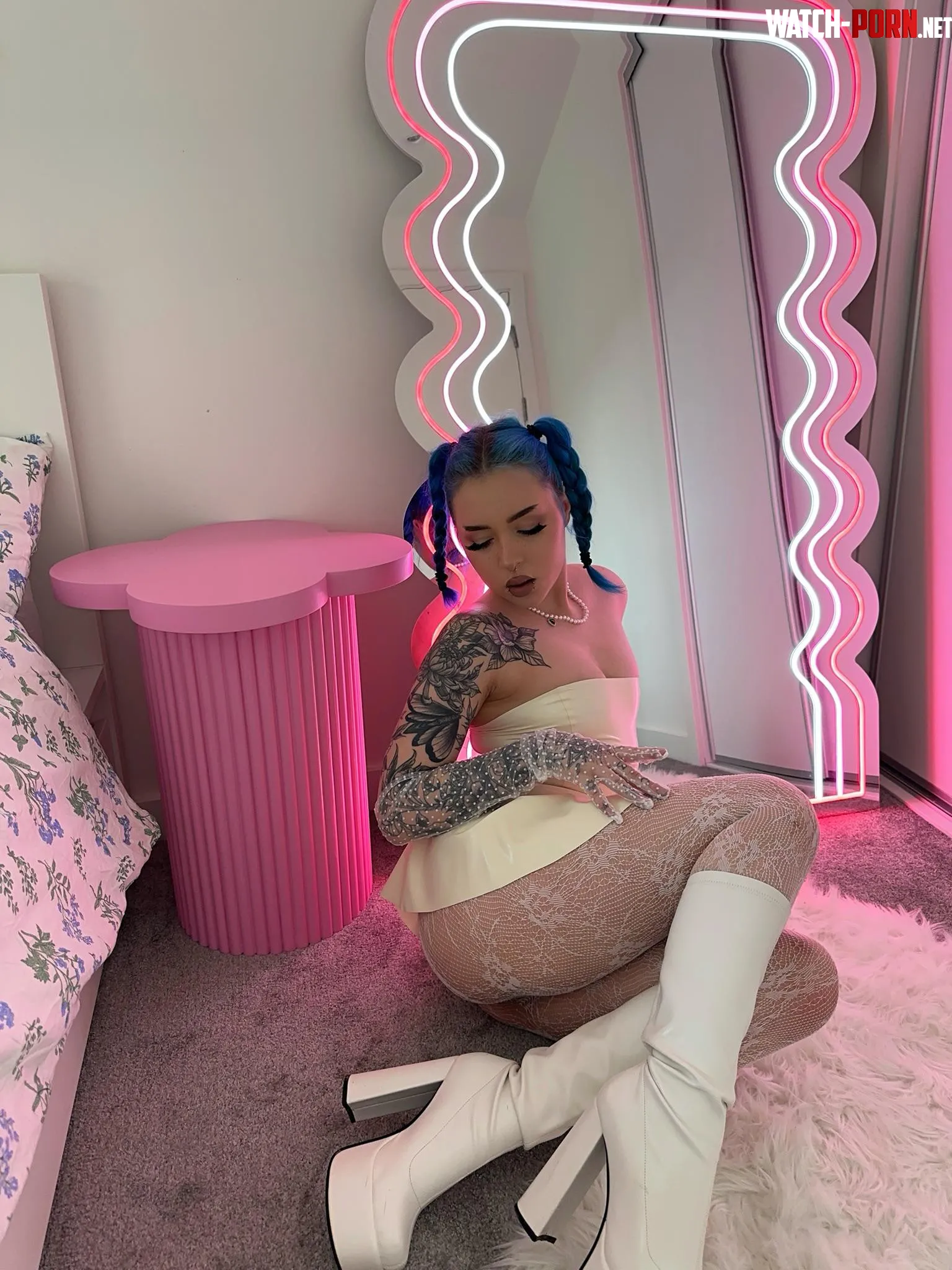 Whats your favorite color latex by notvicii
