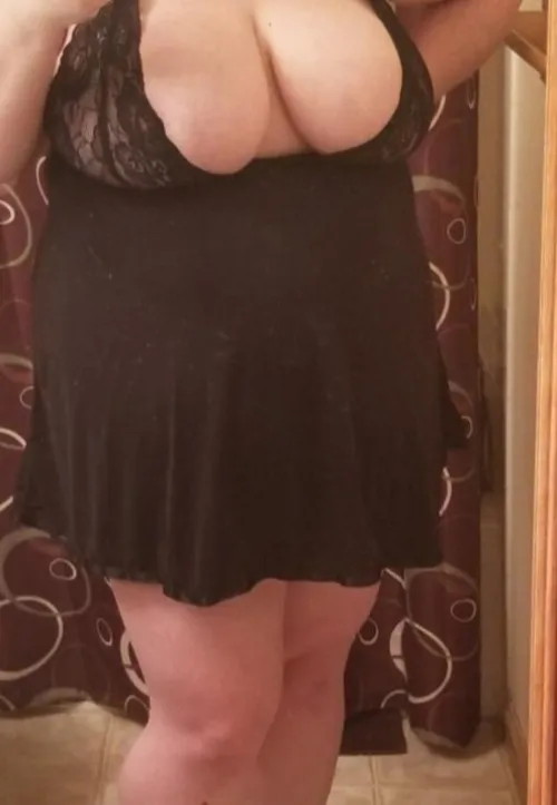 Thumbnail Thursday's Treat: mommygonewild2024's Thick Mommy | BBW