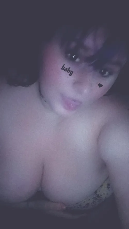 Thumbnail Exciting Video Offer - LivingDeadGirl62402 | slutsofsnapchat