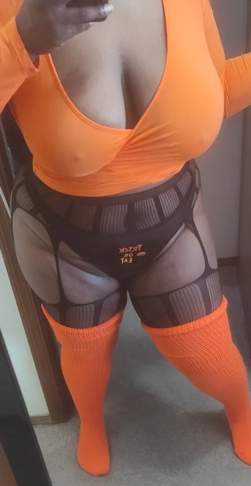 Thumbnail Sensory Temptation: A Chubby Invitation from kneel4Goddess