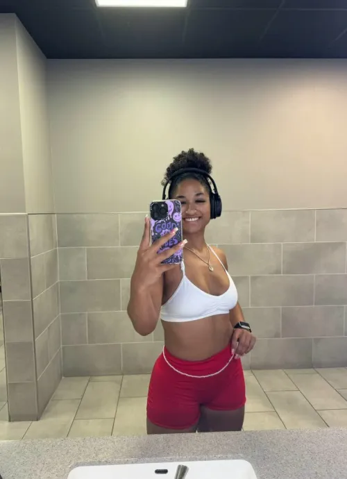 Thumbnail Promise I'm a Good Girl: Unveiling Croptopgirls Persona